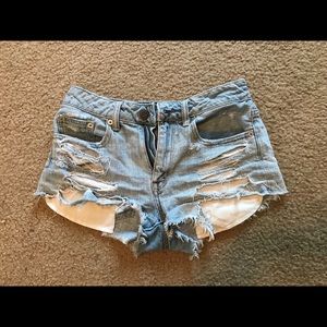American eagle distressed high wasted shorts